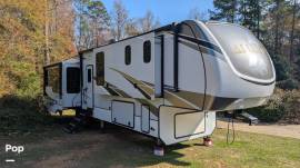 2021 Alliance RV Paradigm 370FB, $ 60,000