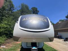 2021 Alliance RV Paradigm 370FB, $ 60,000
