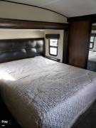 2019 Grand Design Reflection 320MKS, $ 27,900