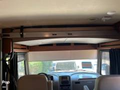2017 Winnebago Vista 29VE, $ 49,500