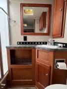 2017 Winnebago Vista 29VE, $ 49,500