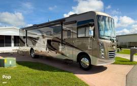 2020 Thor Motor Coach Challenger 37FH, $ 95,000