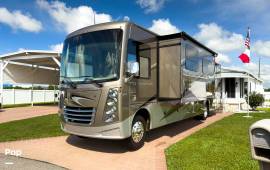 2020 Thor Motor Coach Challenger 37FH, $ 95,000