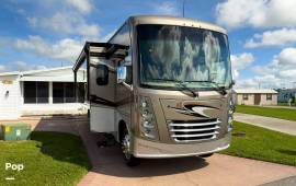 2020 Thor Motor Coach Challenger 37FH, $ 95,000