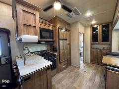 2018 Rockwood Signature Ultra Lite 8301WS, $ 27,500