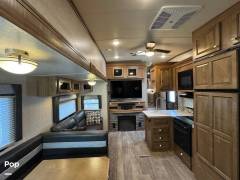 2018 Rockwood Signature Ultra Lite 8301WS, $ 27,500