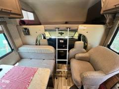 2021 Thor Motor Coach Freedom Elite 23H, $ 51,500