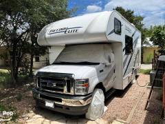 2021 Thor Motor Coach Freedom Elite 23H, $ 51,500