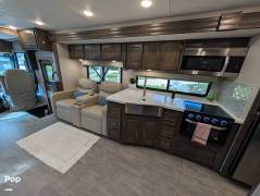 2022 Coachmen Mirada 350S, $ 94,500