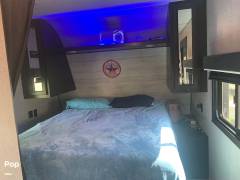 2022 Jayco Jay Flight SLX 212QB, $ 18,000