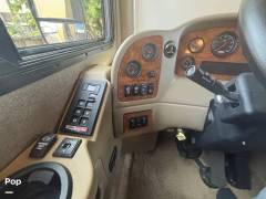 2017 Thor Motor Coach Palazzo 33.4, $ 94,900