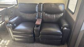 2020 Grand Design Solitude S-Class 2930RL, $ 42,300