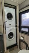 2019 Winnebago Horizon 42Q, $ 222,222