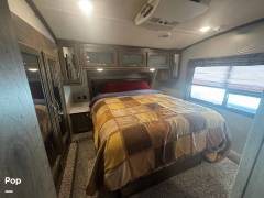 2018 Dutchmen Astoria 2513RLF, $ 18,000