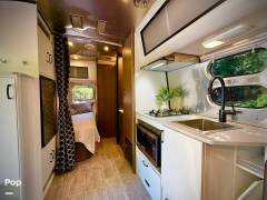 2021 Airstream Caravel 19CB, $ 57,500