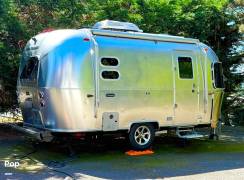 2021 Airstream Caravel 19CB, $ 57,500