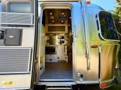 2021 Airstream Caravel 19CB, $ 57,500