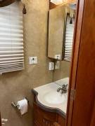 2007 Newmar Essex 4510, $ 130,000