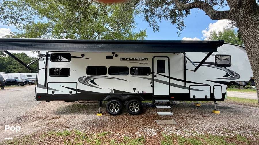 2021 Grand Design Reflection 28BH, $ 35,999