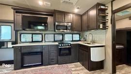 2021 Grand Design Reflection 28BH, $ 35,999