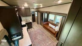 2021 Grand Design Reflection 28BH, $ 35,999