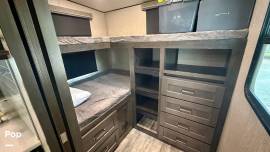 2021 Grand Design Reflection 28BH, $ 35,999