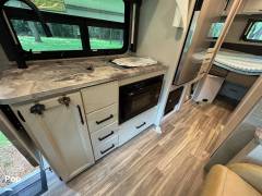 2022 Thor Motor Coach Axis 24.1, $ 91,199