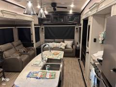 2021 Jayco Pinnacle 36SWSS, $ 52,600