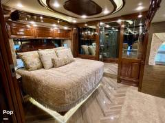 2015 Newmar Essex 4503, $ 320,000