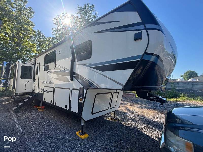 2021 Keystone Montana 3855BR, $ 45,000