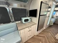 2021 Airstream International 25FB Twin Rear Hatch, $ 96,500