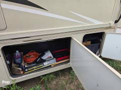 2015 Winnebago Vista 27N, $ 49,988