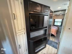 2023 Entegra Vision XL 34B, $ 117,500