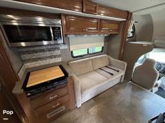 2018 Holiday Rambler Vesta 30D, $ 65,000
