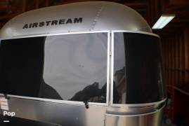 2017 Airstream International Signature 28RB, $ 69,995