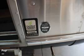 2017 Airstream International Signature 28RB, $ 69,995