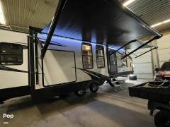 2021 Forest River Lacrosse Luxury Lite 3399SE, $ 31,200