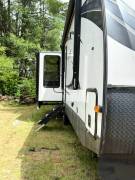 2021 Forest River Lacrosse Luxury Lite 3399SE, $ 31,200