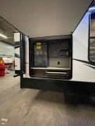2021 Forest River Lacrosse Luxury Lite 3399SE, $ 31,200