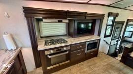 2019 Jayco North Point 383FKWS, $ 47,000