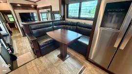 2019 Jayco North Point 383FKWS, $ 47,000