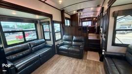 2019 Jayco North Point 383FKWS, $ 47,000