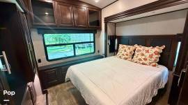 2019 Jayco North Point 383FKWS, $ 47,000