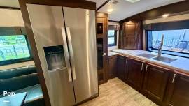 2019 Jayco North Point 383FKWS, $ 47,000