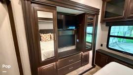 2019 Jayco North Point 383FKWS, $ 47,000