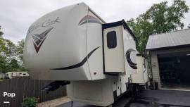 2019 Cedar Creek Silverback 37MBH, $ 43,900