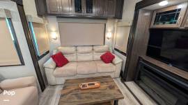 2019 Cedar Creek Silverback 37MBH, $ 43,900