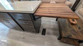 2019 Cedar Creek Silverback 37MBH, $ 43,900