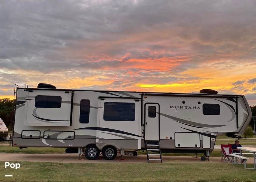 2019 Keystone Montana 3791RD, $ 43,000