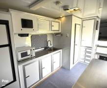 2017 Forest River Continental Cargo XP North 40, $ 77,800